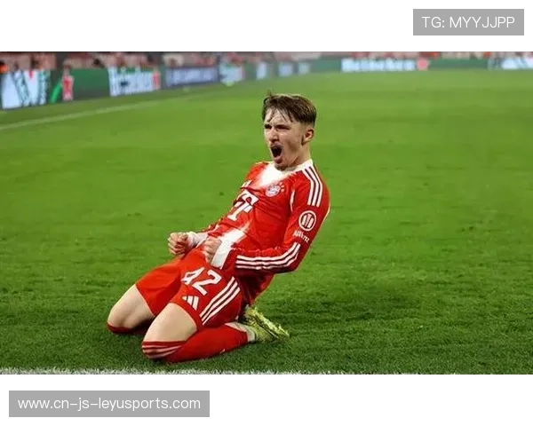 卡尔闪耀欧冠，连续三场破门成拜仁新星